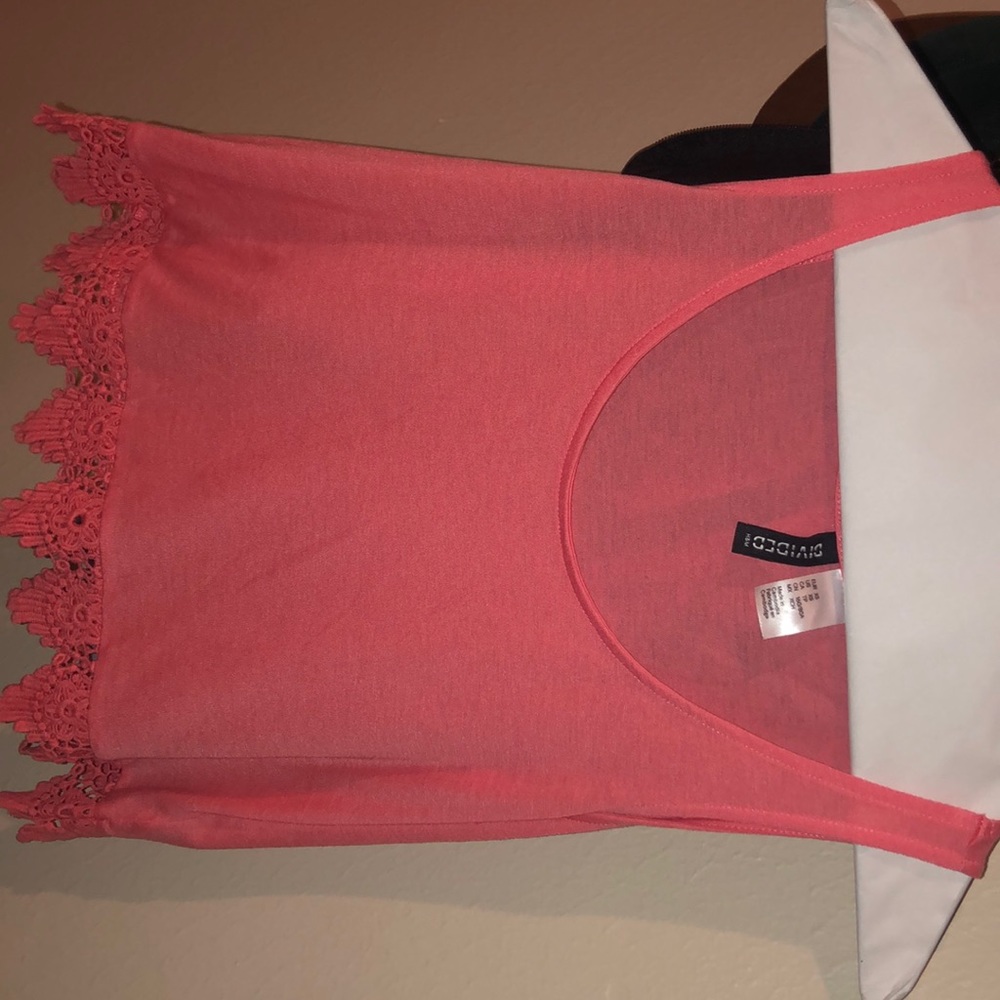Thin cropped shirt!